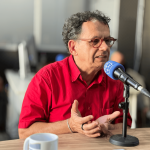 Deputado Reimont fala sobre PCV na rádio UENF Deputado Reimont fala sobre PCV na rádio UENF